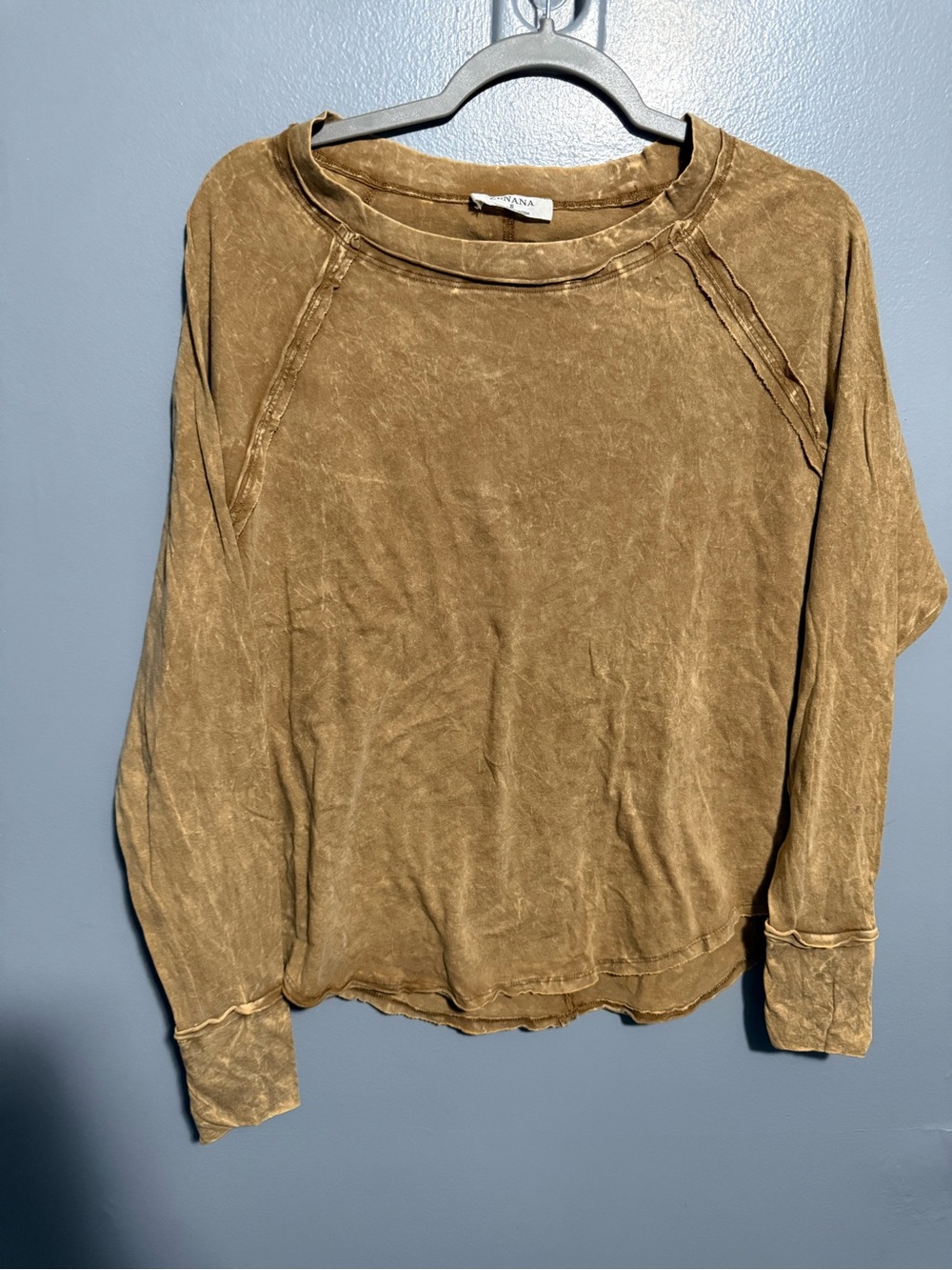 Last ONE ‼️ Zenana Relaxed Crewneck Mineral Washed Long-Sleeve Top - Deep Camel - Picture 2 of 4